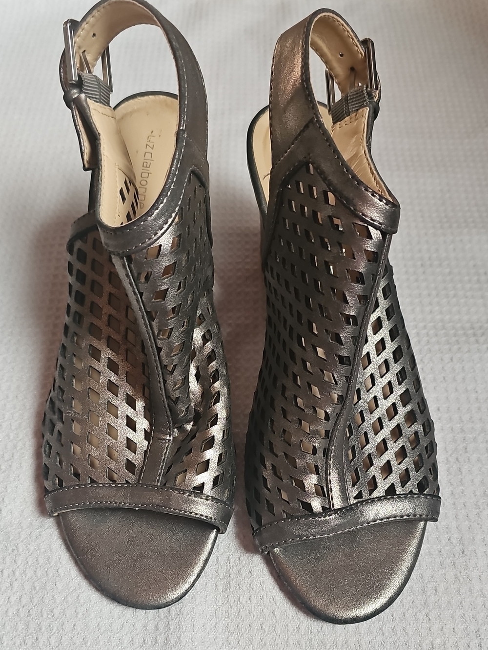 Liz Claiborne Metallic Gray Women's Slingback Sandals